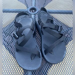 Men’s All Black Chacos
